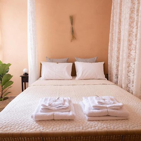 Mediterranean House - 12 Min From Acropolis! Daire Atina Dış mekan fotoğraf