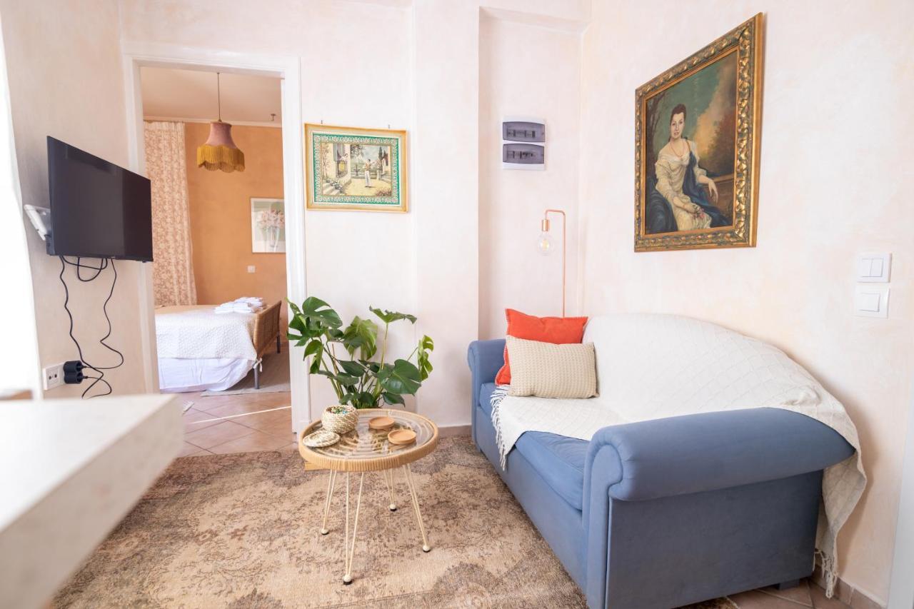 Mediterranean House - 12 Min From Acropolis! Daire Atina Dış mekan fotoğraf