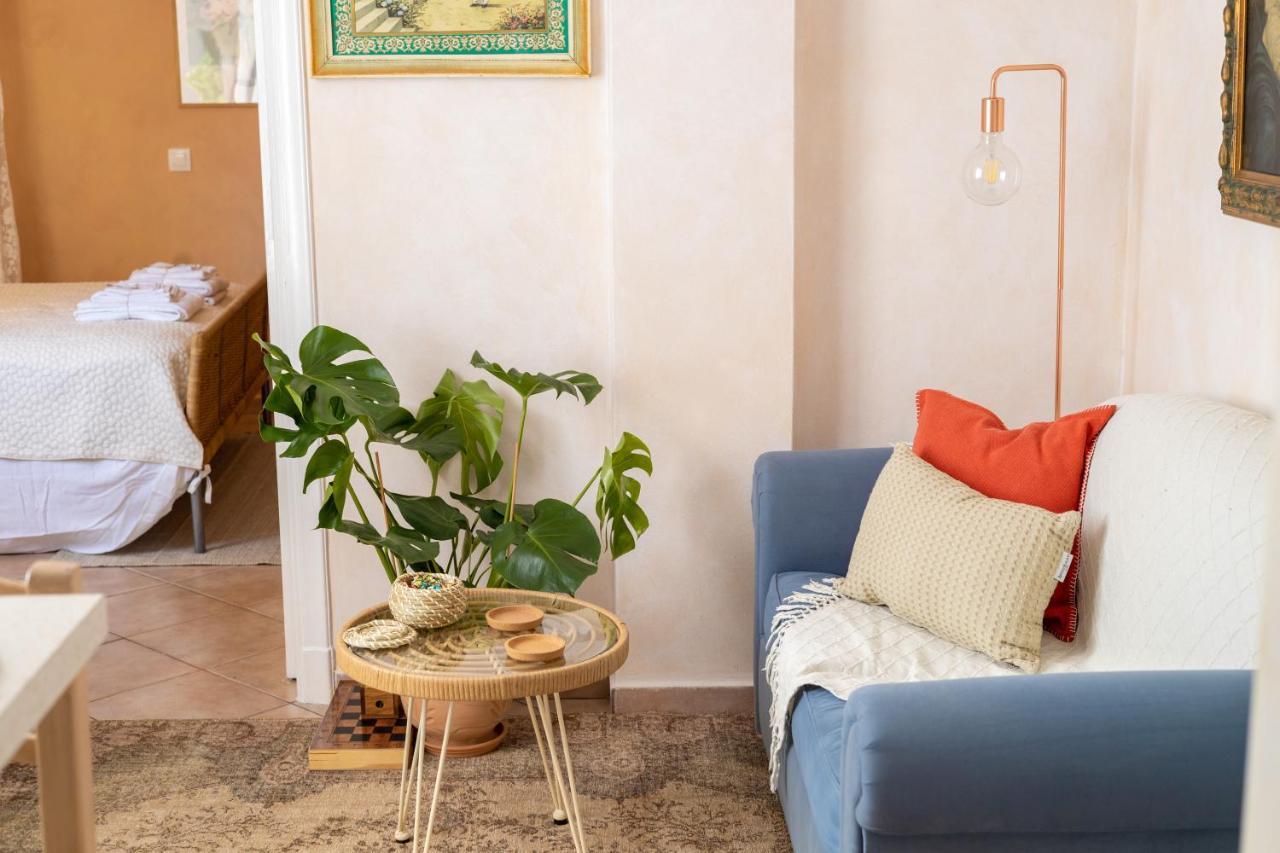 Mediterranean House - 12 Min From Acropolis! Daire Atina Dış mekan fotoğraf